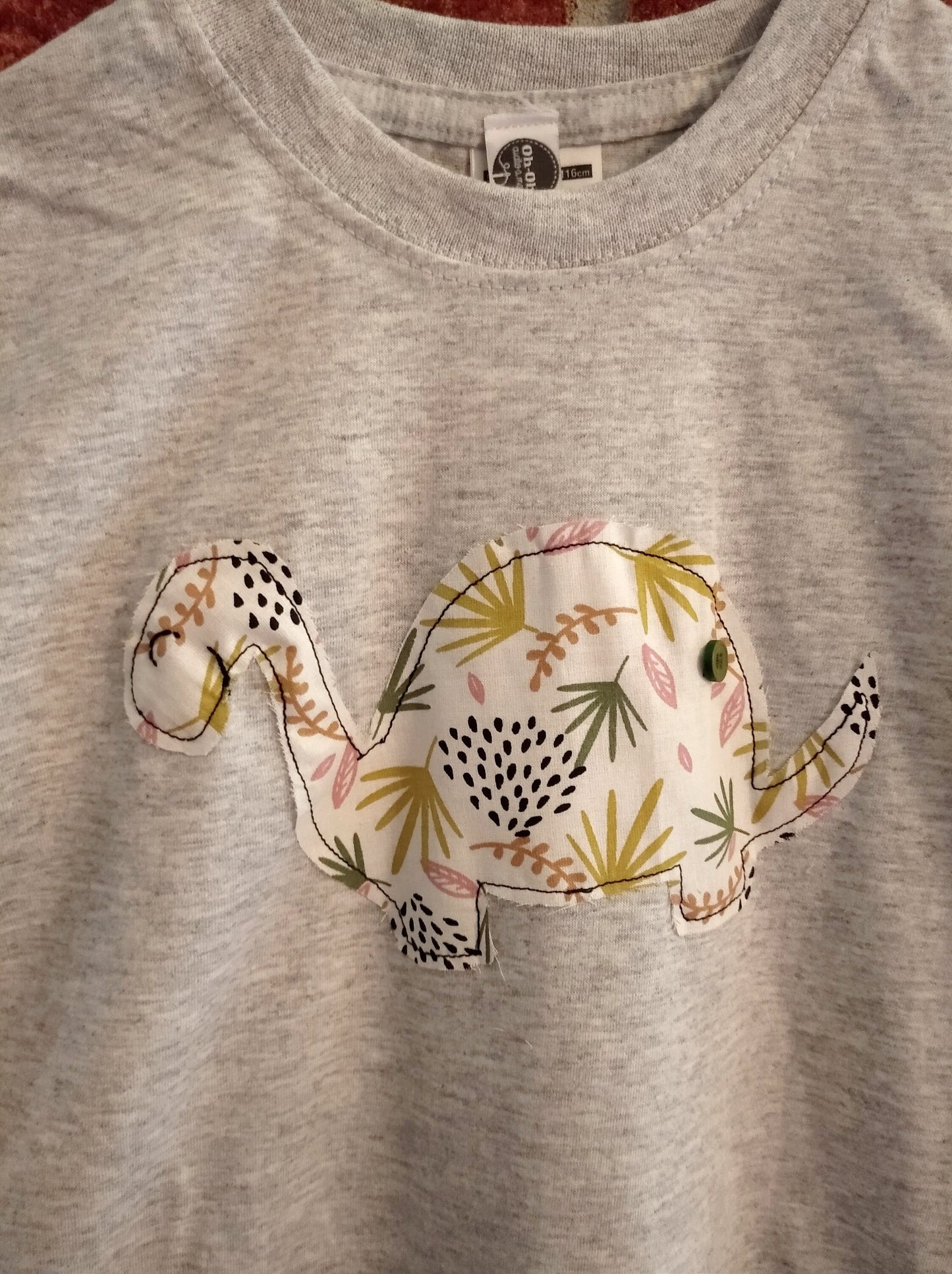 T-SHIRT 5-6 anni | DINOSAURO