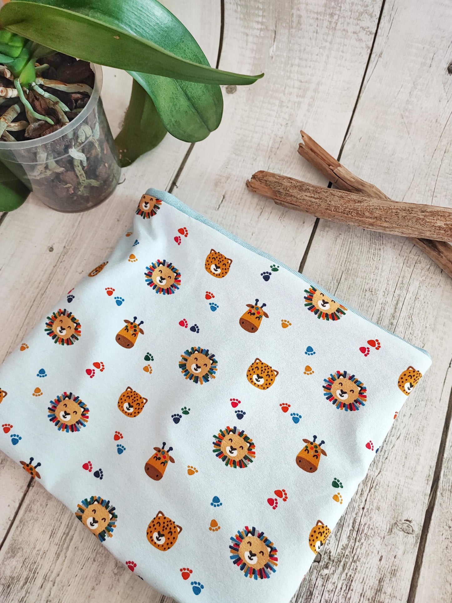 SCALDACOLLO CON ANIMALETTI SAVANA | Età 3-6 anni