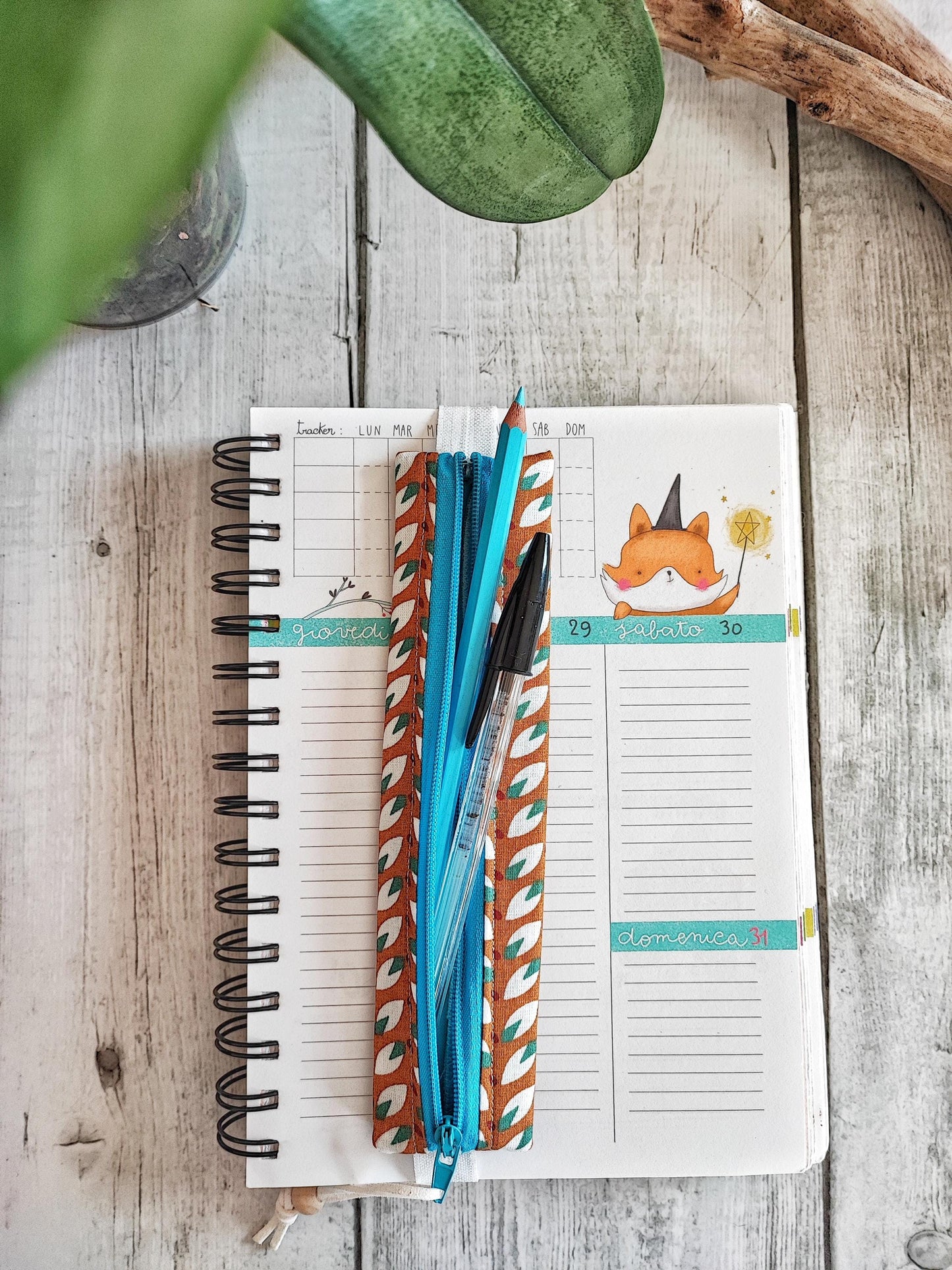 ASTUCCIO CON ELASTICO PER AGENDA | 6x17 cm, Fantasia Moscata - azzurro