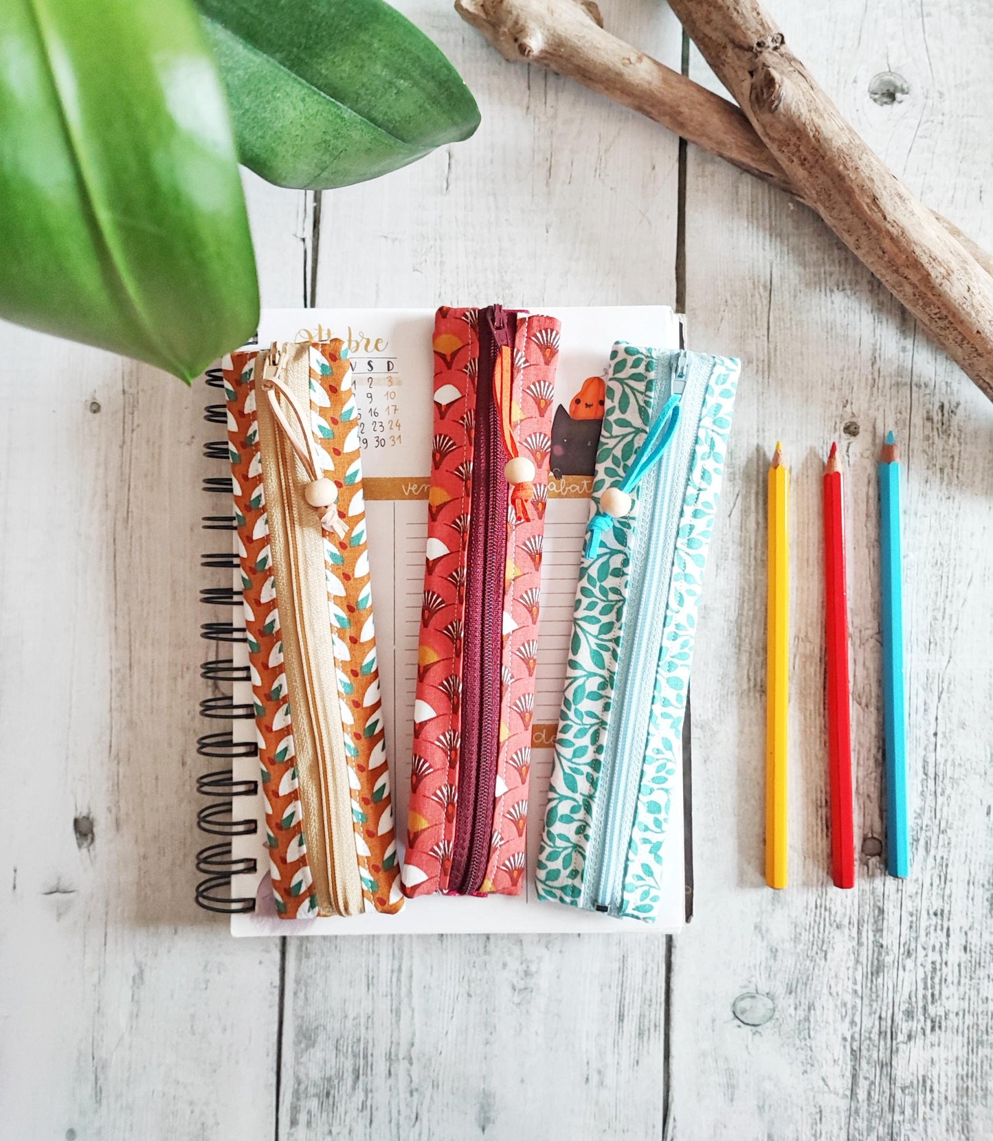 ASTUCCIO AGENDA CON ELASTICO 6x17 cm "Fantasia Bianco-Verde acqua"