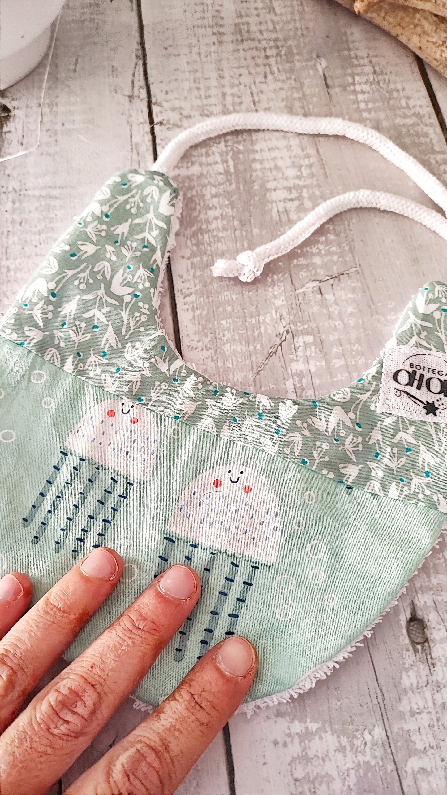 BAVAGLIO CON MEDUSE SIMPATICHE