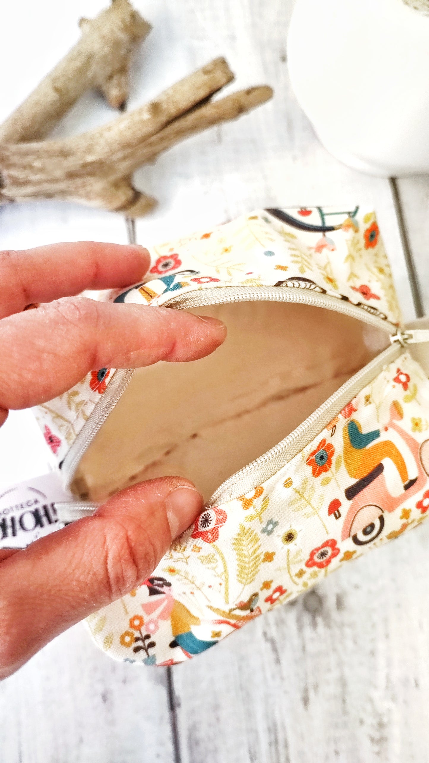 BEAUTY CASE | Primavera in vespa