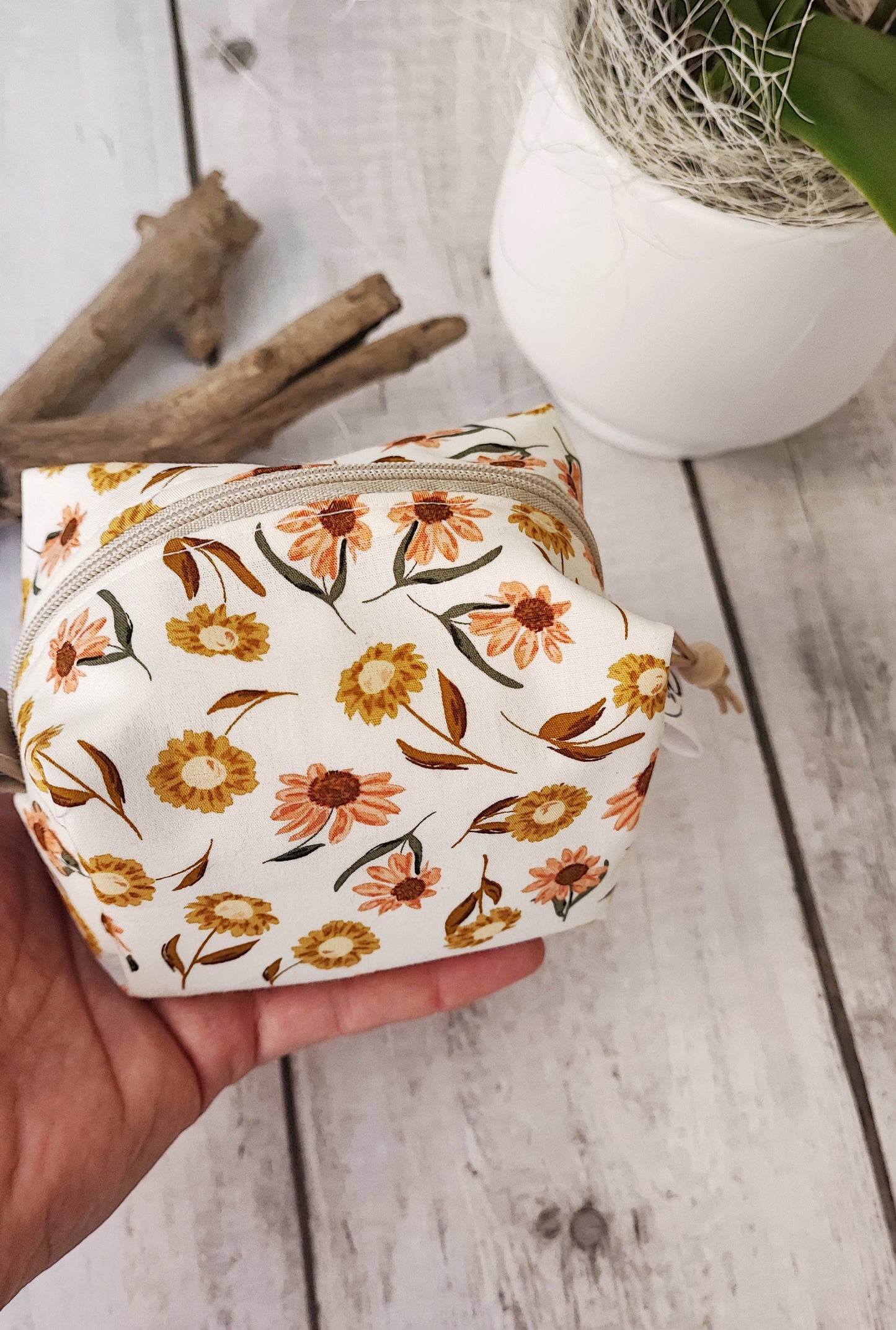 BEAUTY CASE | Fiori vintage e boho