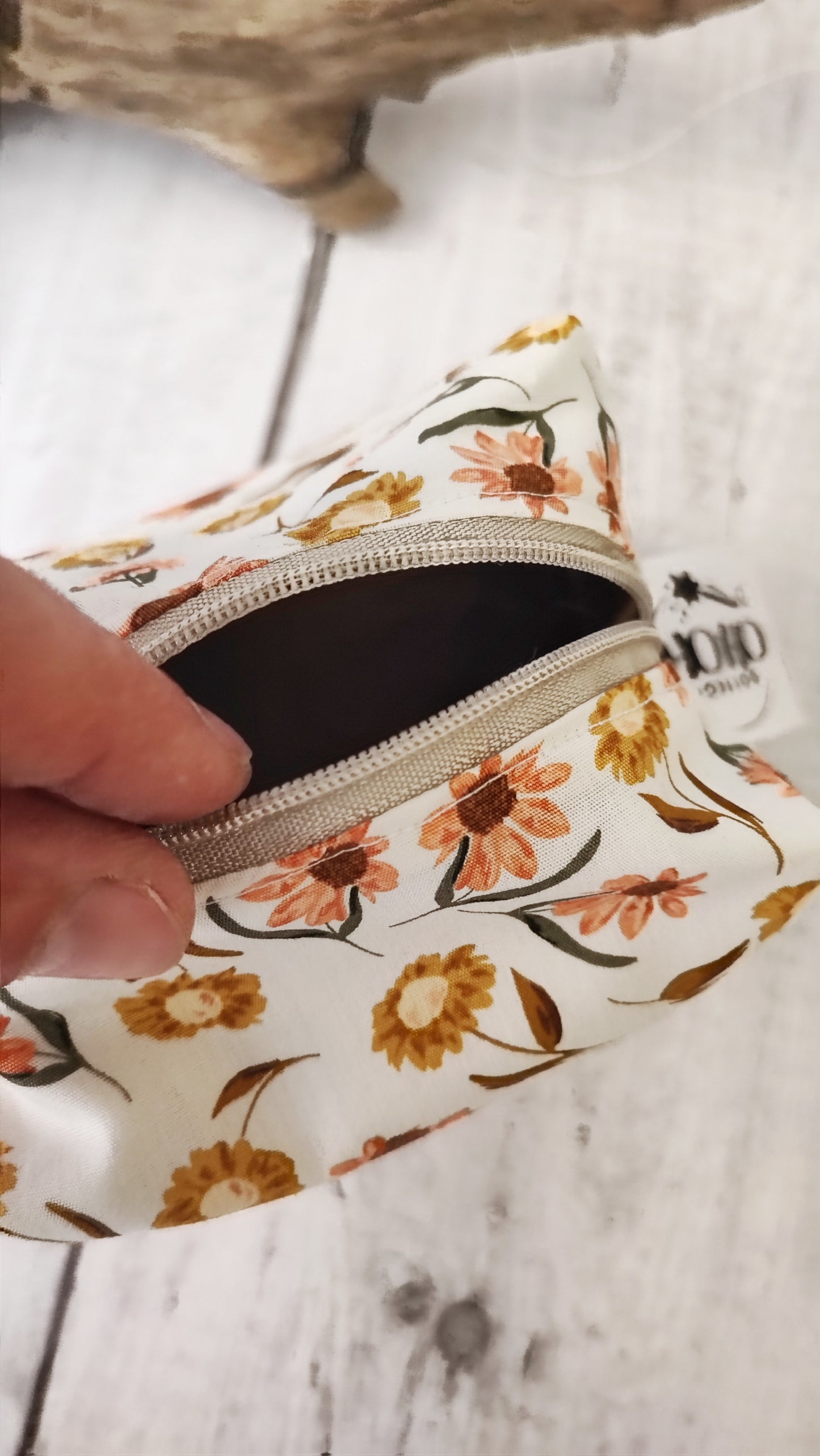 BEAUTY CASE | Fiori vintage e boho