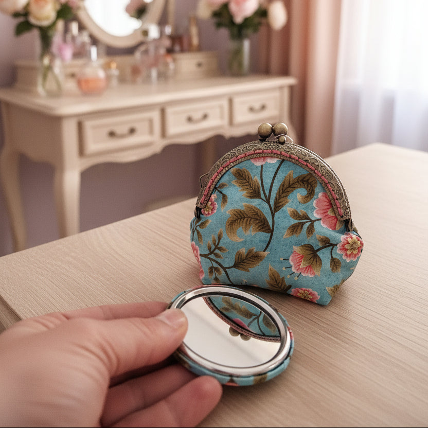 PORTA MONETE | Fiori rosa e sfondo azzurro