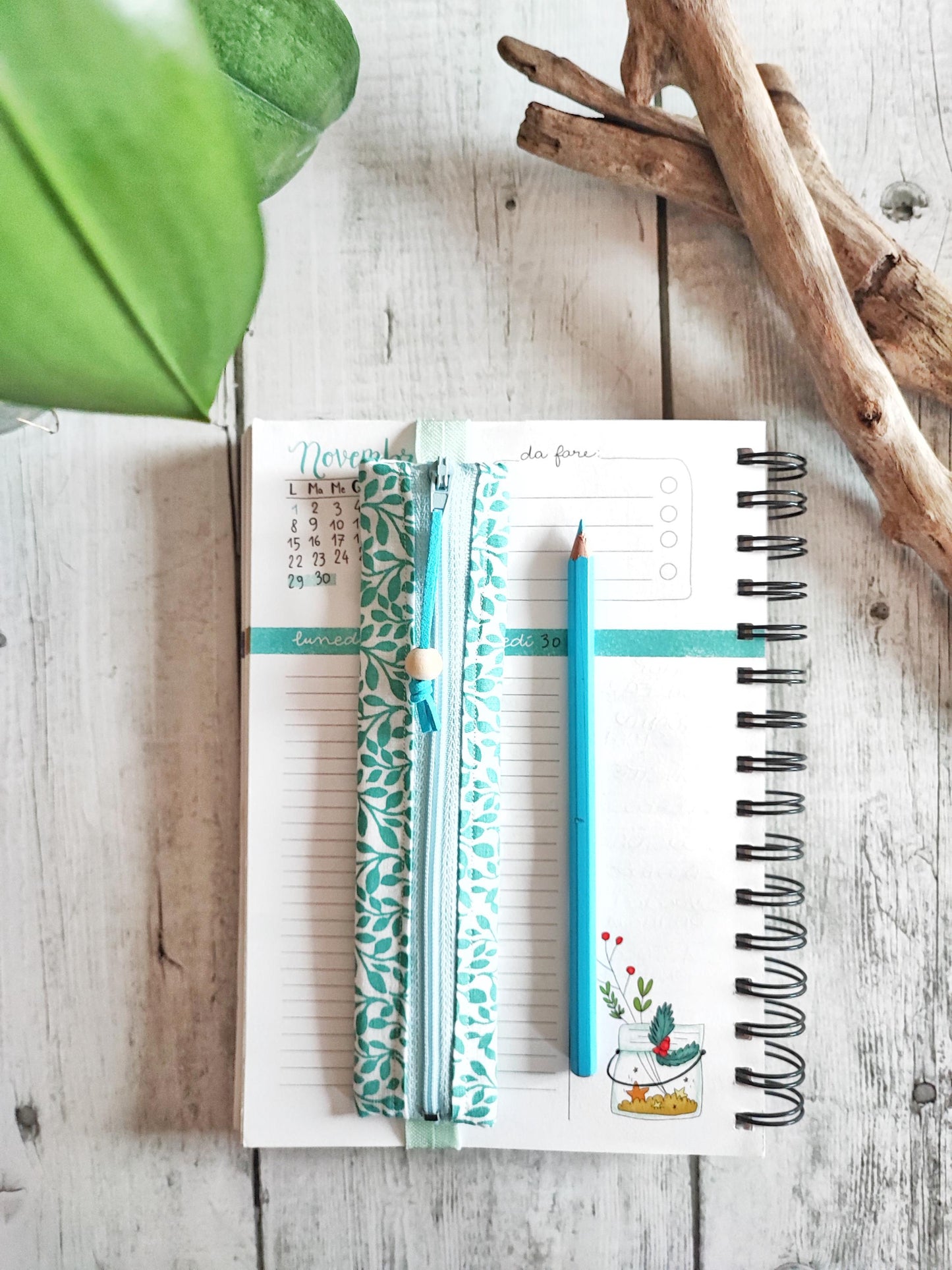 ASTUCCIO AGENDA CON ELASTICO 6x17 cm "Fantasia Bianco-Verde acqua"