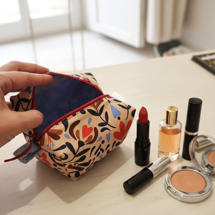 BEAUTY CASE | Fiori vintage e boho