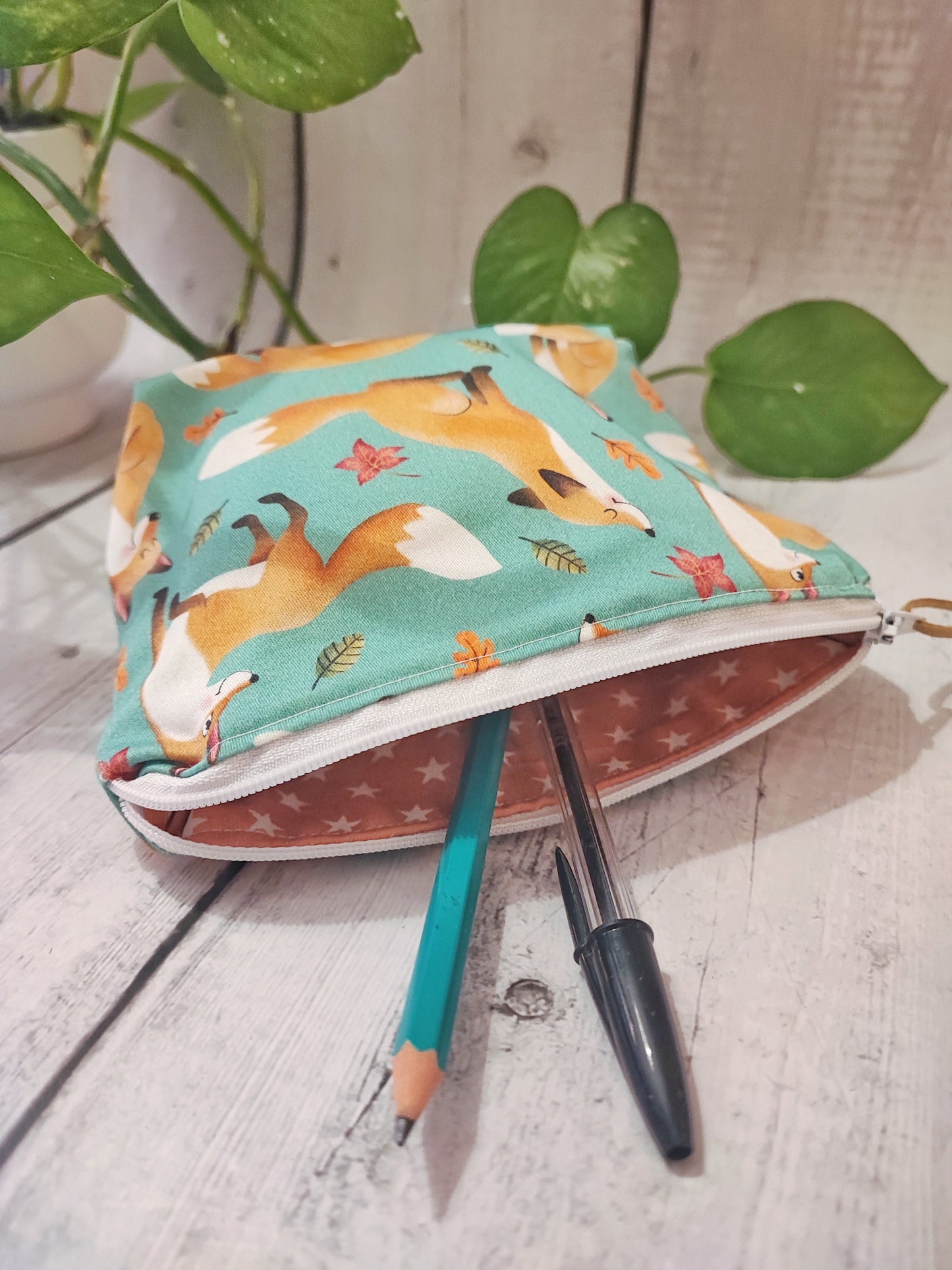 POCHETTE / BEAUTY CON FANTASIA VOLPI