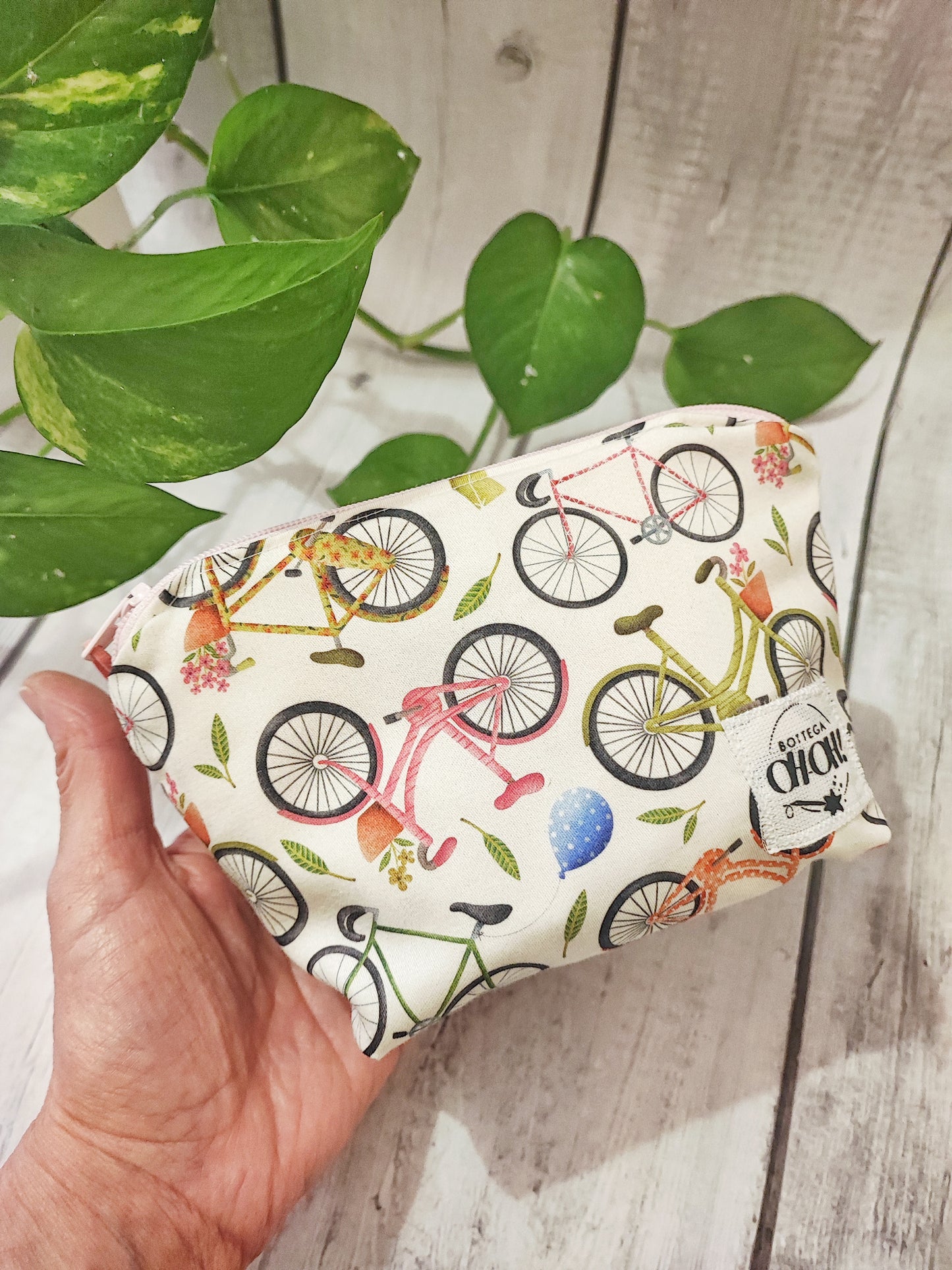 POCHETTE / BEAUTY CON FANTASIA BICICLETTE