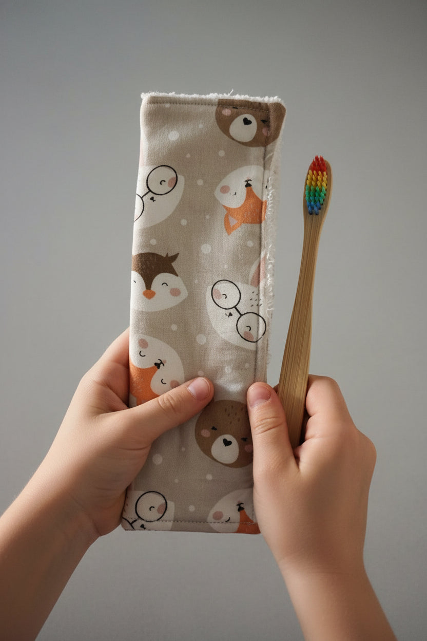 CUSTODIA PER SPAZZOLINO E DENTIFRICIO PER BAMBINI